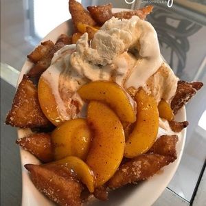 Meet your Posher, Candy